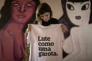 Empreendedora Curitibana Cria Camisetas Em Direitos Femininos 13 de fevereiro de 2020