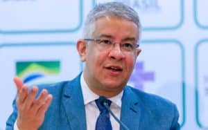 Secretário Wanderson de Oliveira, que formulou medidas contra covid-19 pede demissão